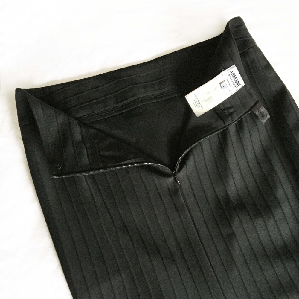ARMANI COLLEZIONI Black Pinstripe Pencil Skirt - Picture 8 of 9